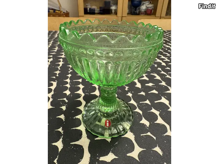 Myydään Iittala Mariskooli omenanvihreä
