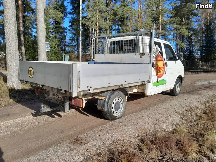 Myydään Volkswagen Transporter