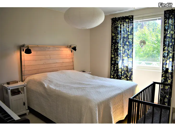 Myydään Dubbelsäng - Parisänky