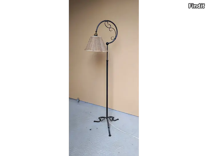 Myydään Antiklampa