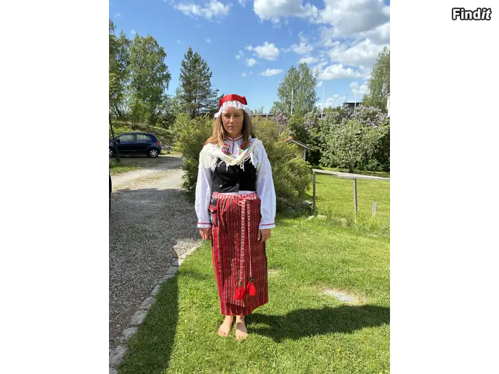 Säljes Korsnäsdräkten