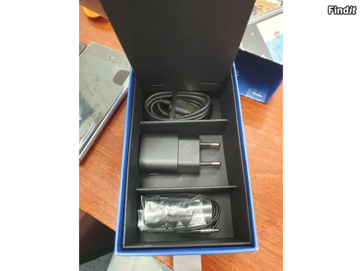 Myydään Ny Nokia Lumia 925