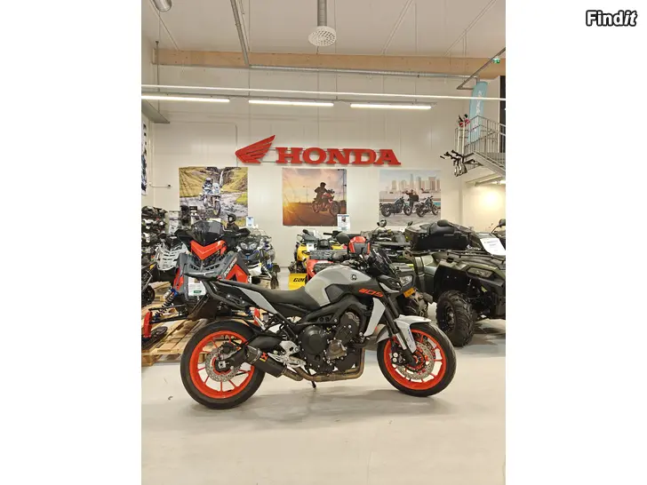 Myydään Yamaha MT-09 2018