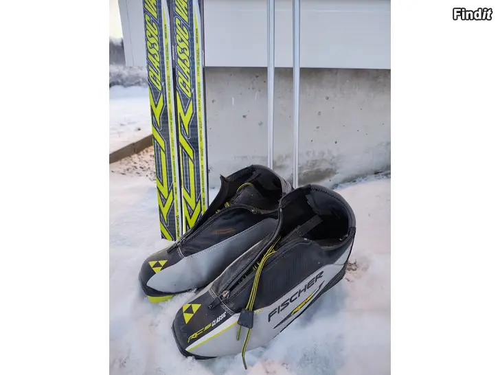Säljes Fischer längdskidor, stavar och skor