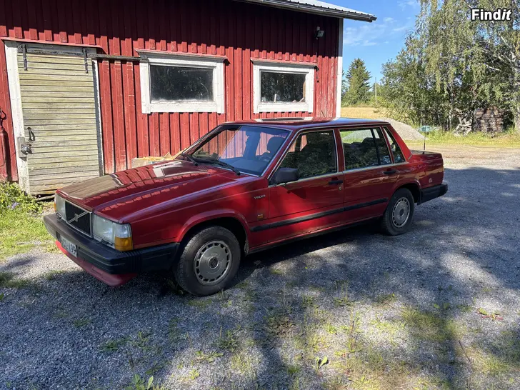 Säljes Volvo 740 1989
