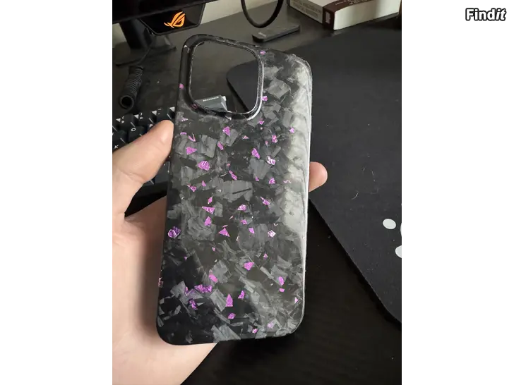 Myydään iPhone 15 pro max full Carbon case