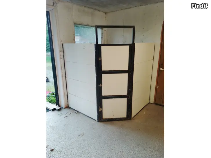 Säljes Spånfövaring ,stall