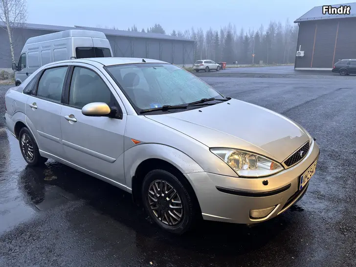 Myydään Ford Focus -04 120tkm Ghia