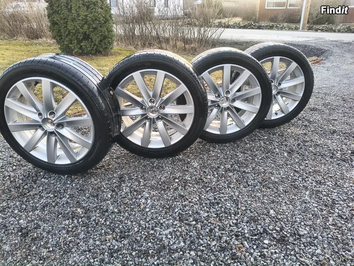 Säljes Vw däck 17