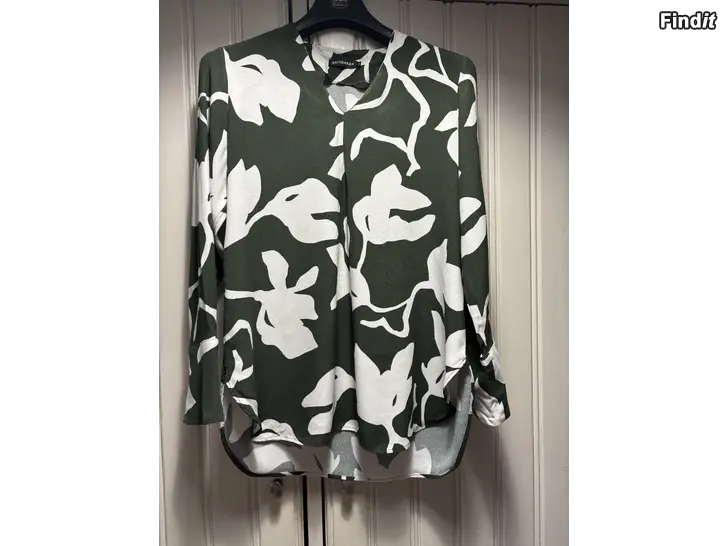 Säljes Marimekko Pilkahdus-tunika stl 36