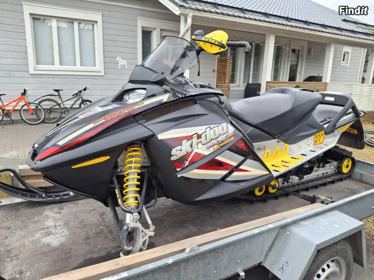 Myydään Skidoo Renegade 600 SDI