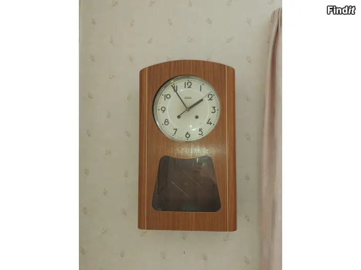 Myydään Valmet seinäkello vintage