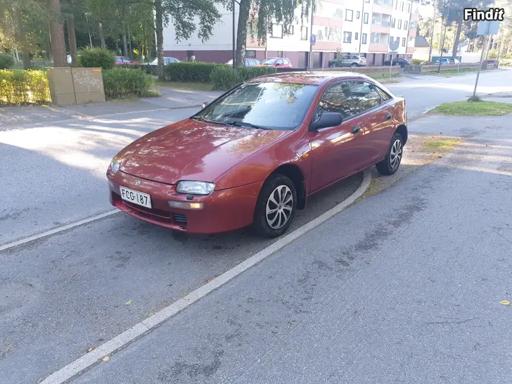 Säljes Mazda 323F 1.5 Bensin