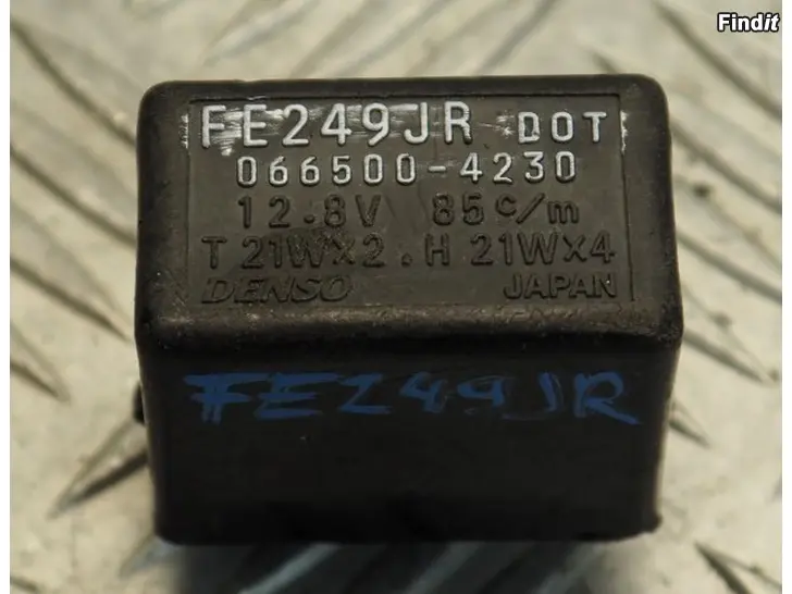 Säljes Suzuki GSXR 750 04-05 vilkkurele FE249JR 066500-4230 Denso 3861007F00
