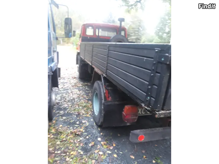 Myydään Ford d400