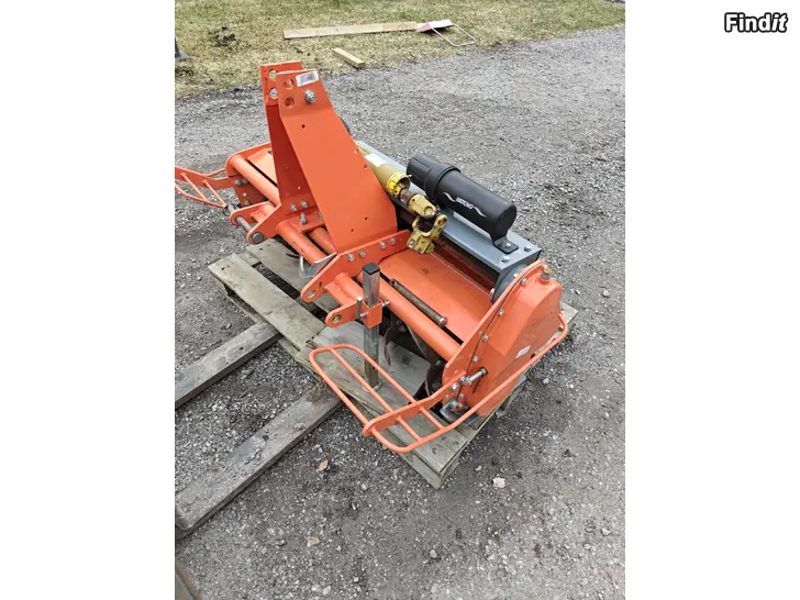 Säljes Jordfräs till traktor 115CM