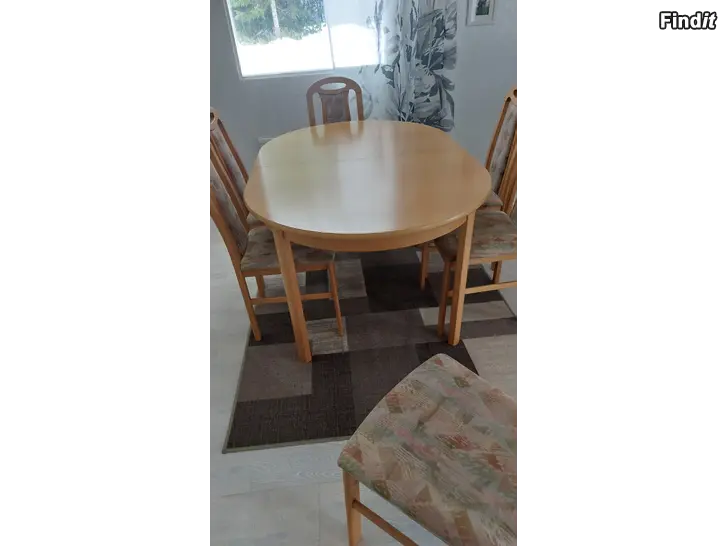 Myydään Pöytä ja tuoleja