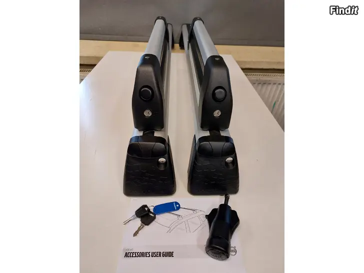 Myydään Volvo XC60 mk1 OEM Kattotelineet/Takräcken vm.2009-2017