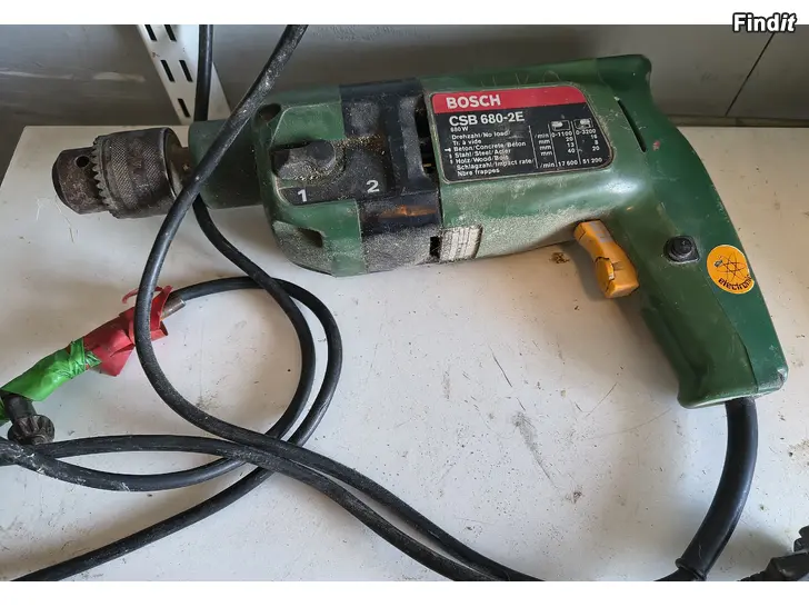 Säljes Bosch iskuporakone 680w