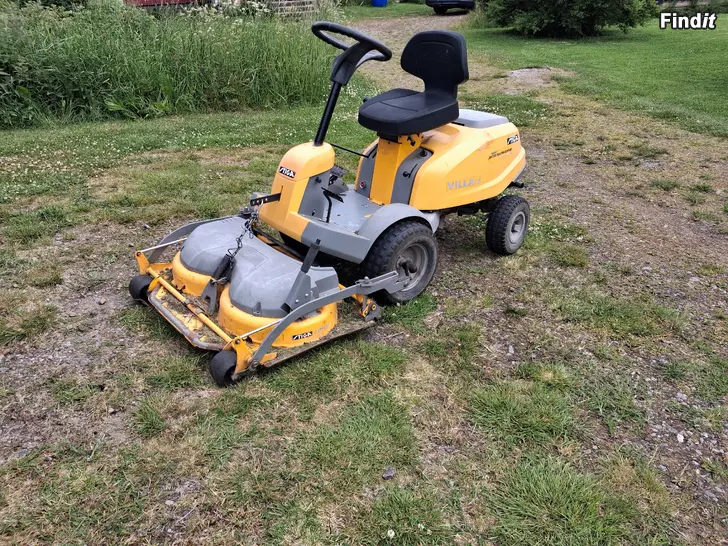Myydään Stiga Villa 12 vaatii korjausta