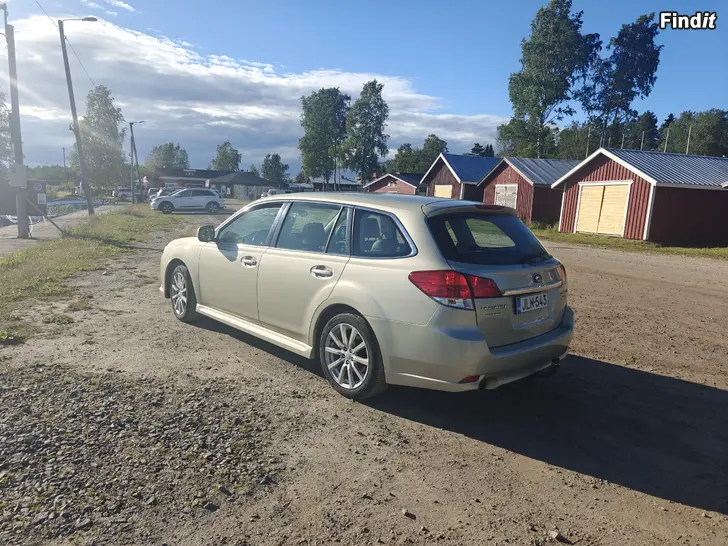 Säljes Subaru Legacy 2,5i AWD CNG/bensin CVT