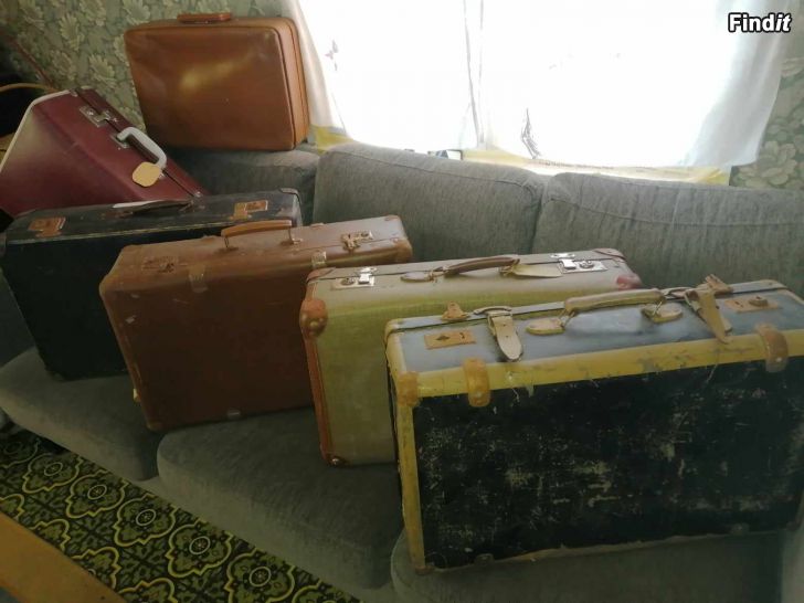 Säljes Vanhoja matkalaukkuja