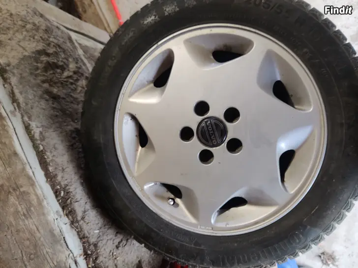 Säljes Volvo fälgar