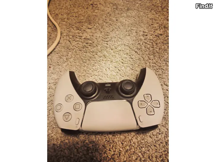 Myydään Playstation 5 ohjain