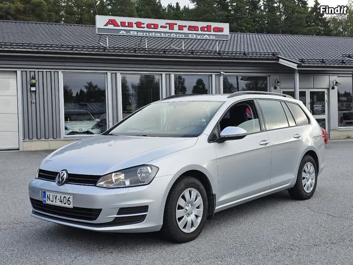 Säljes VW GOLF 1.2 TSi farm.144tkm -15