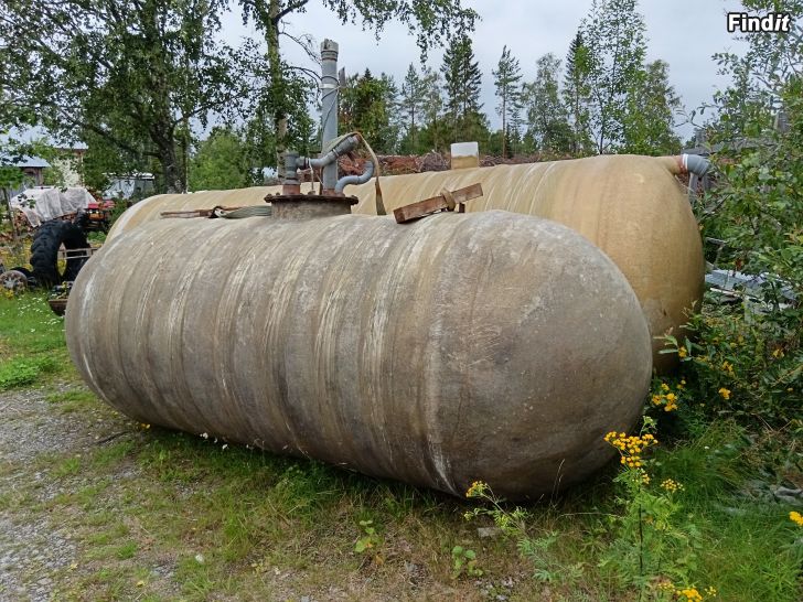 Säljes Glasfibertankar