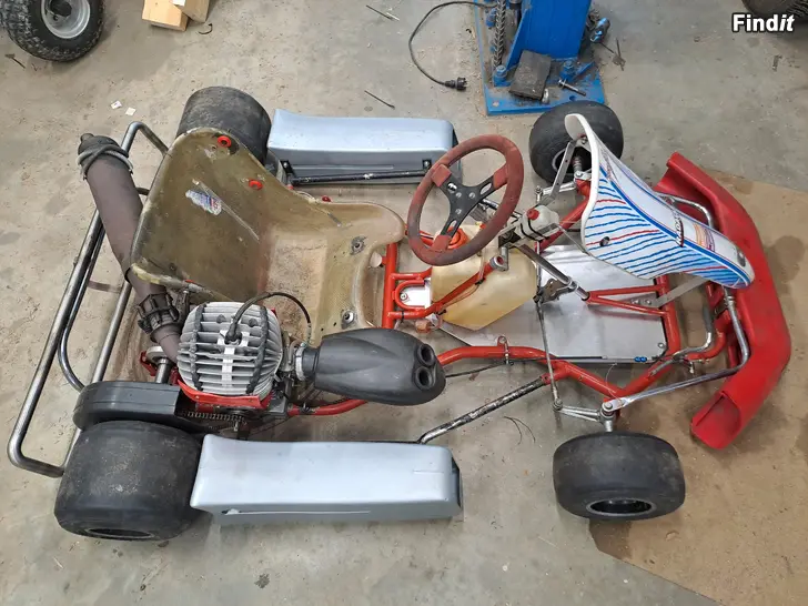 Säljes Karting Birel 1040mm. Vortex 100cc + huollettu varakone