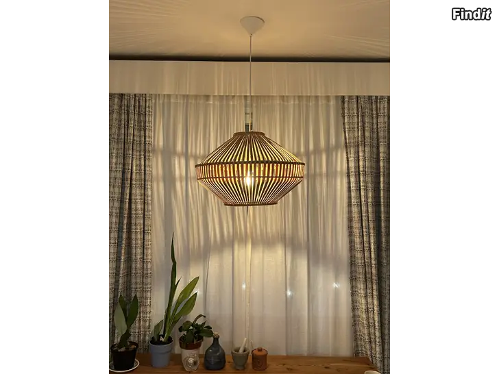 Säljes Ikea Jassa taklampa