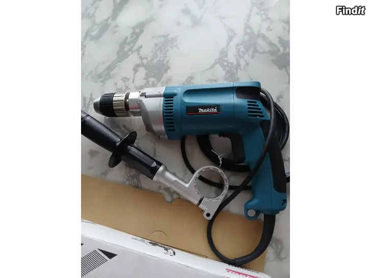 Säljes Ny Makita DP4003 Borrmaskin 750W-Oanvänd