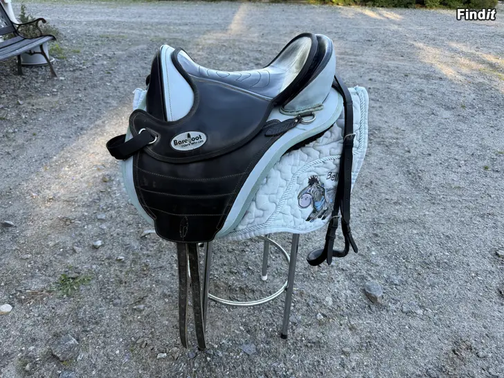 Säljes Barefoot Cheyenne Bellis ponnysadel