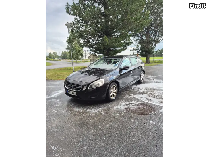 Säljes Volvo v60