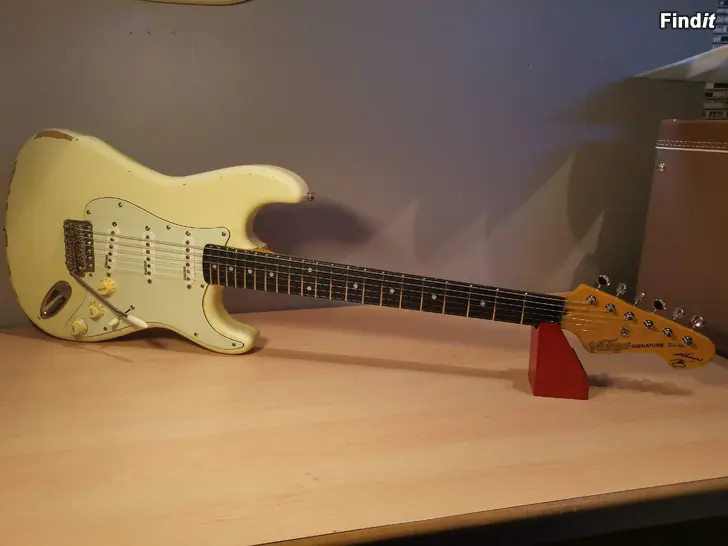 Säljes Vintage V6 Thomas Blug Signature Stratocaster