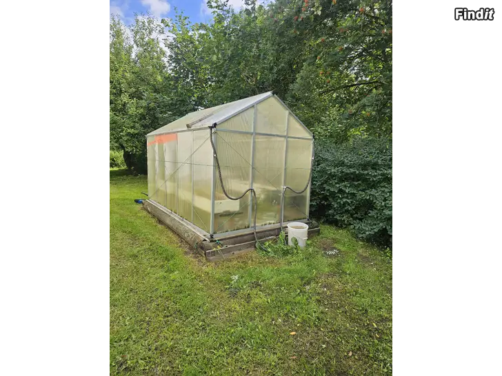 Säljes Växthus