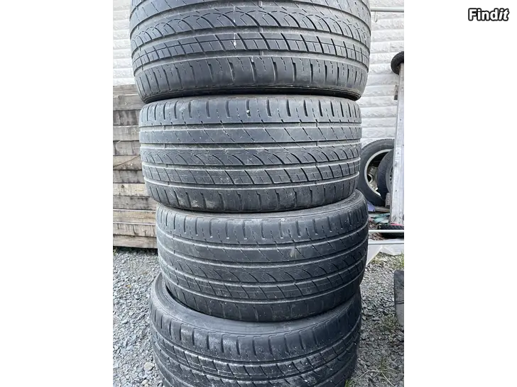 Myydään Kesärenkaat 255/35r20