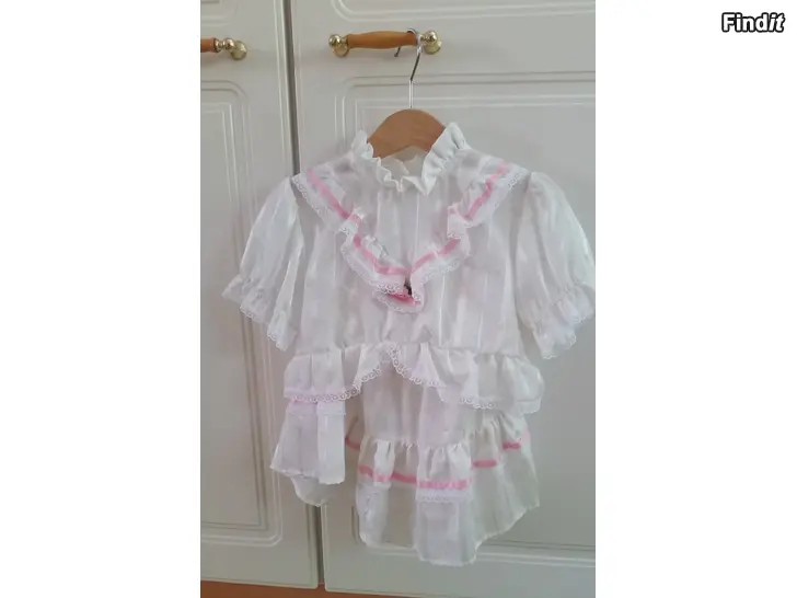 Myydään Vintage pikkutytön juhla-asu hame ja pusero koko 90 -hinta 10e