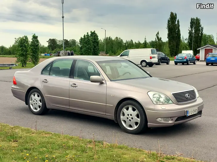 Myydään Lexus LS 430 Autom.4-ov