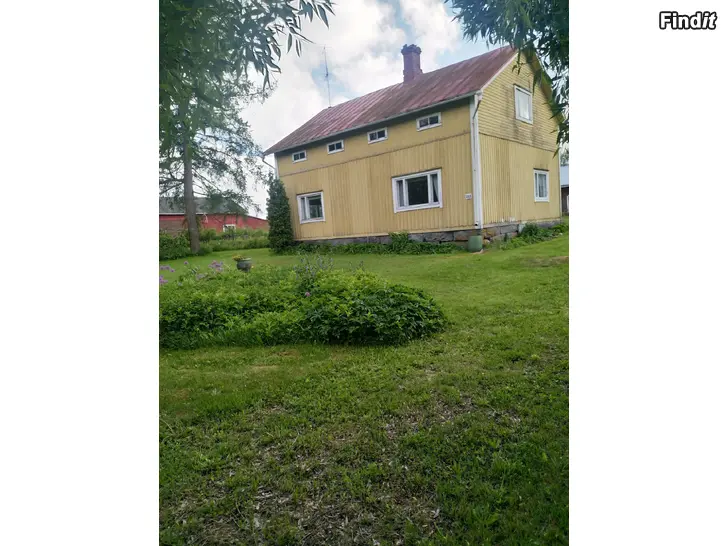 Myydään Tomt med byggnader