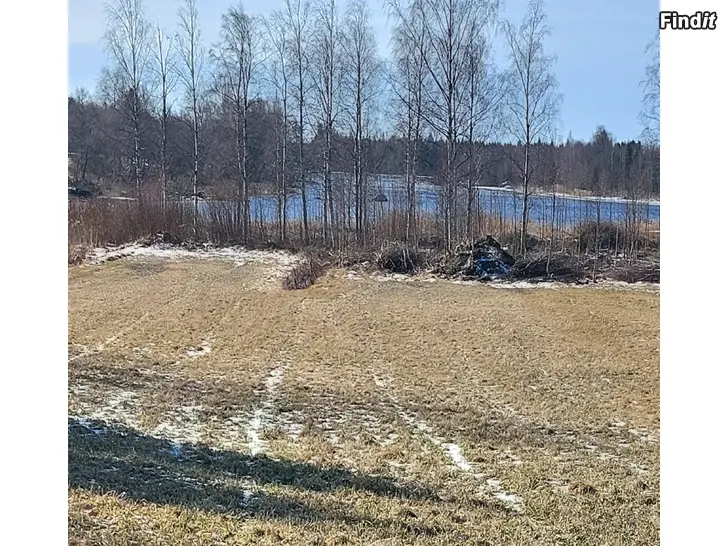 Säljes Bostadstomt med sjöutsikt till salu