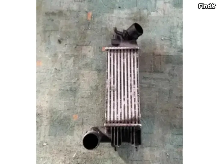 Myydään Välijäähdytin turvavyönlukkot