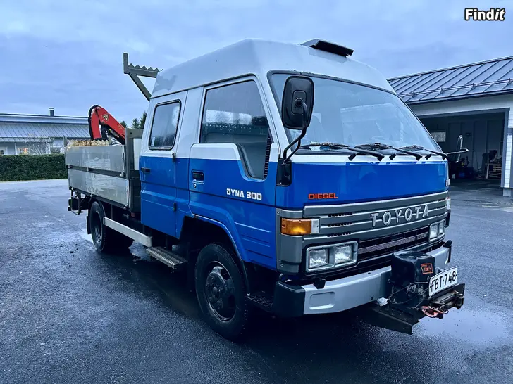 Myydään Toyota dyna 3.4 -95