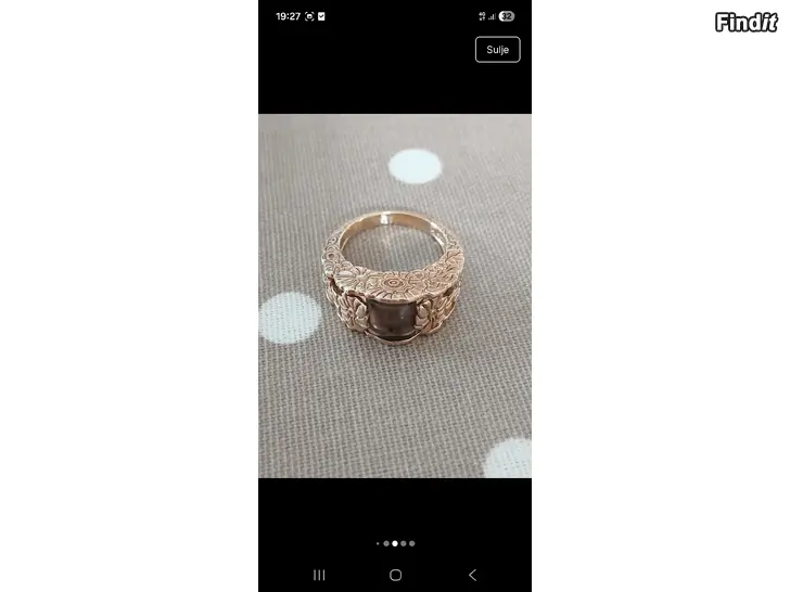 Myydään Versace ring