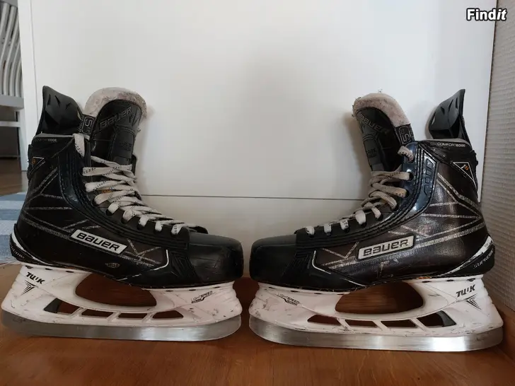 Säljes Bauer Supreme 1s skridskor stl. 38.5 EE