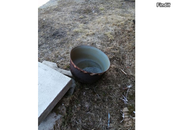 Säljes Bykgryta till eldstad