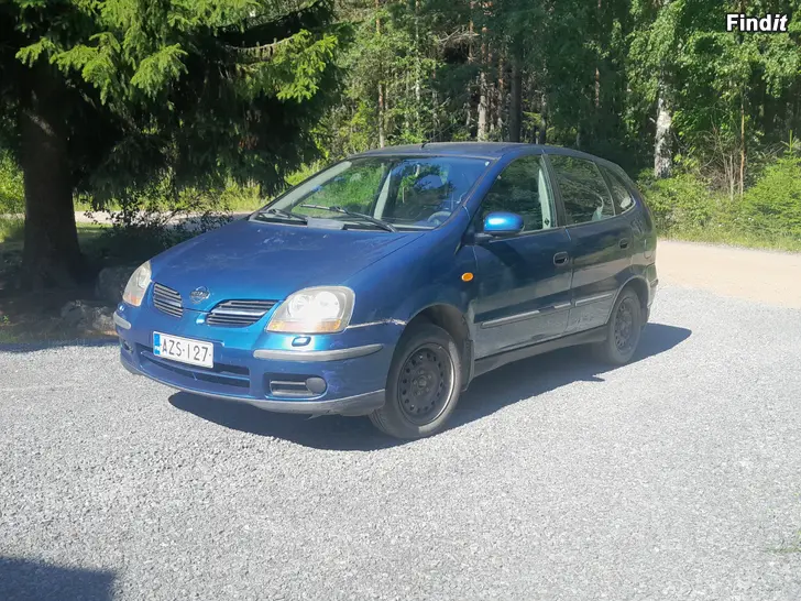 Myydään Nissan almera tino