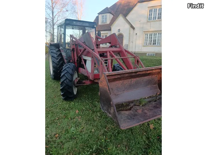 Säljes IH 955  4x4 med frontlastare