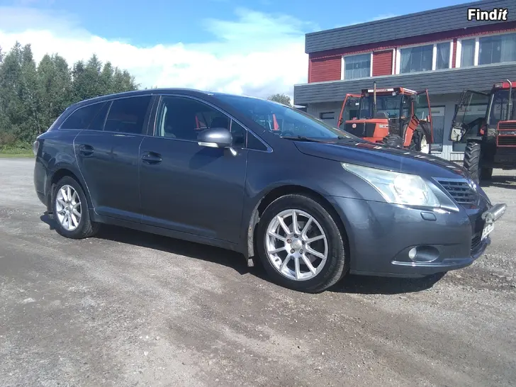 Säljes Toyota Avensis 2,0 D-4D DPF Linea Sol Plus Wagon -09